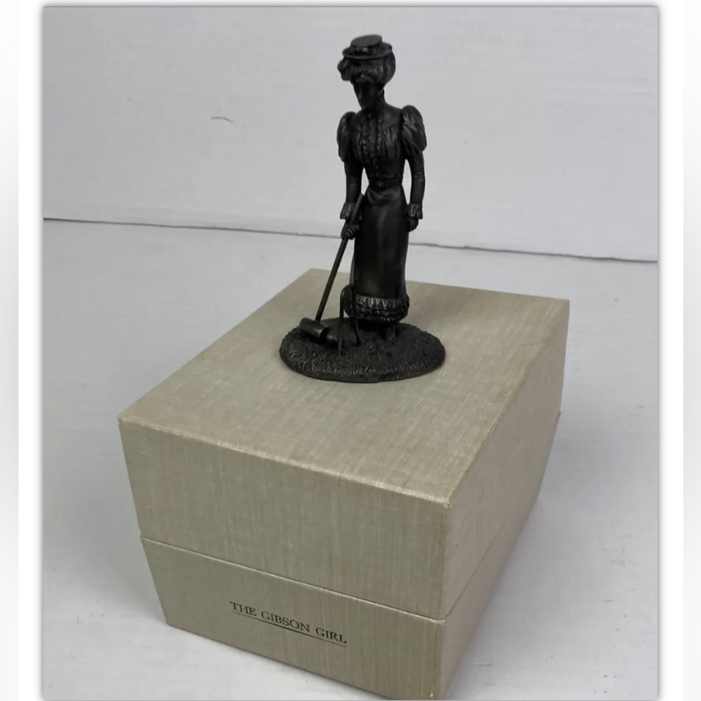 Franklin Mint 1974 The Gibson Girl 1876 - 1895 Fine Pewter The American People